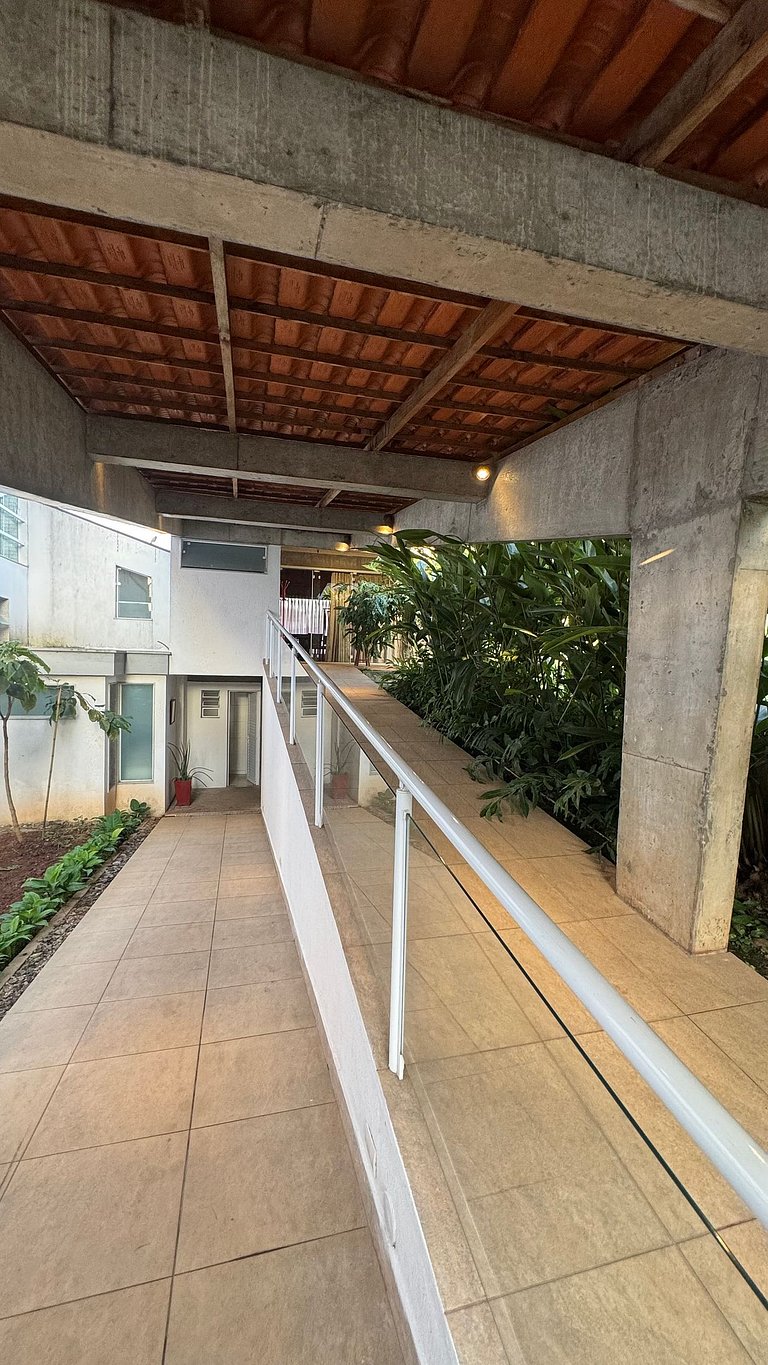 Casa em condomínio fechado - Granja Viana