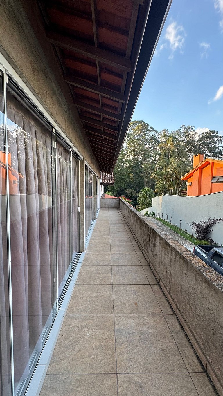 Casa em condomínio fechado - Granja Viana