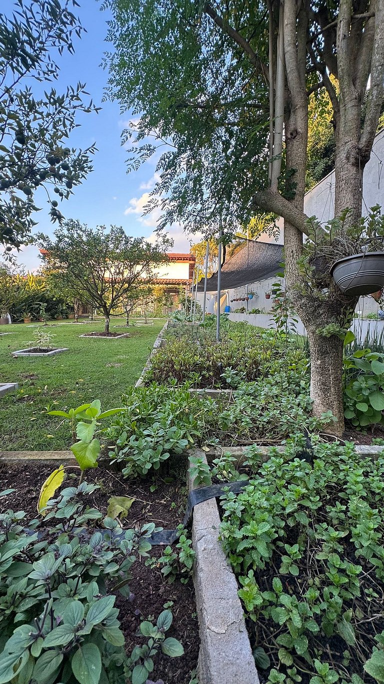 Casa em condomínio fechado - Granja Viana