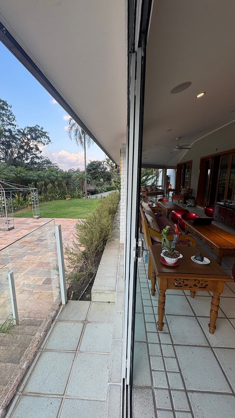 Casa em condomínio fechado - Granja Viana