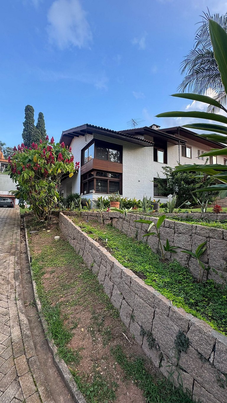 Casa em condomínio fechado - Granja Viana