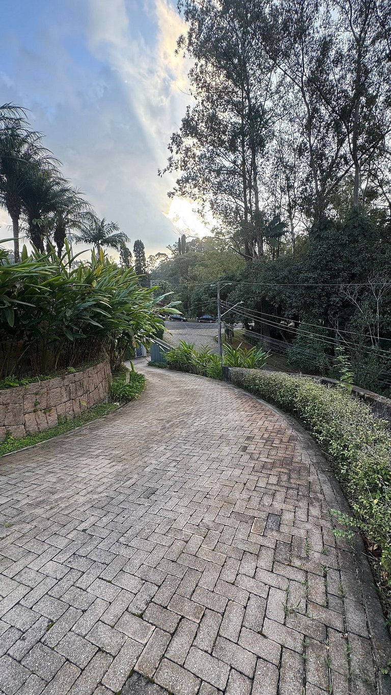 Casa em condomínio fechado - Granja Viana