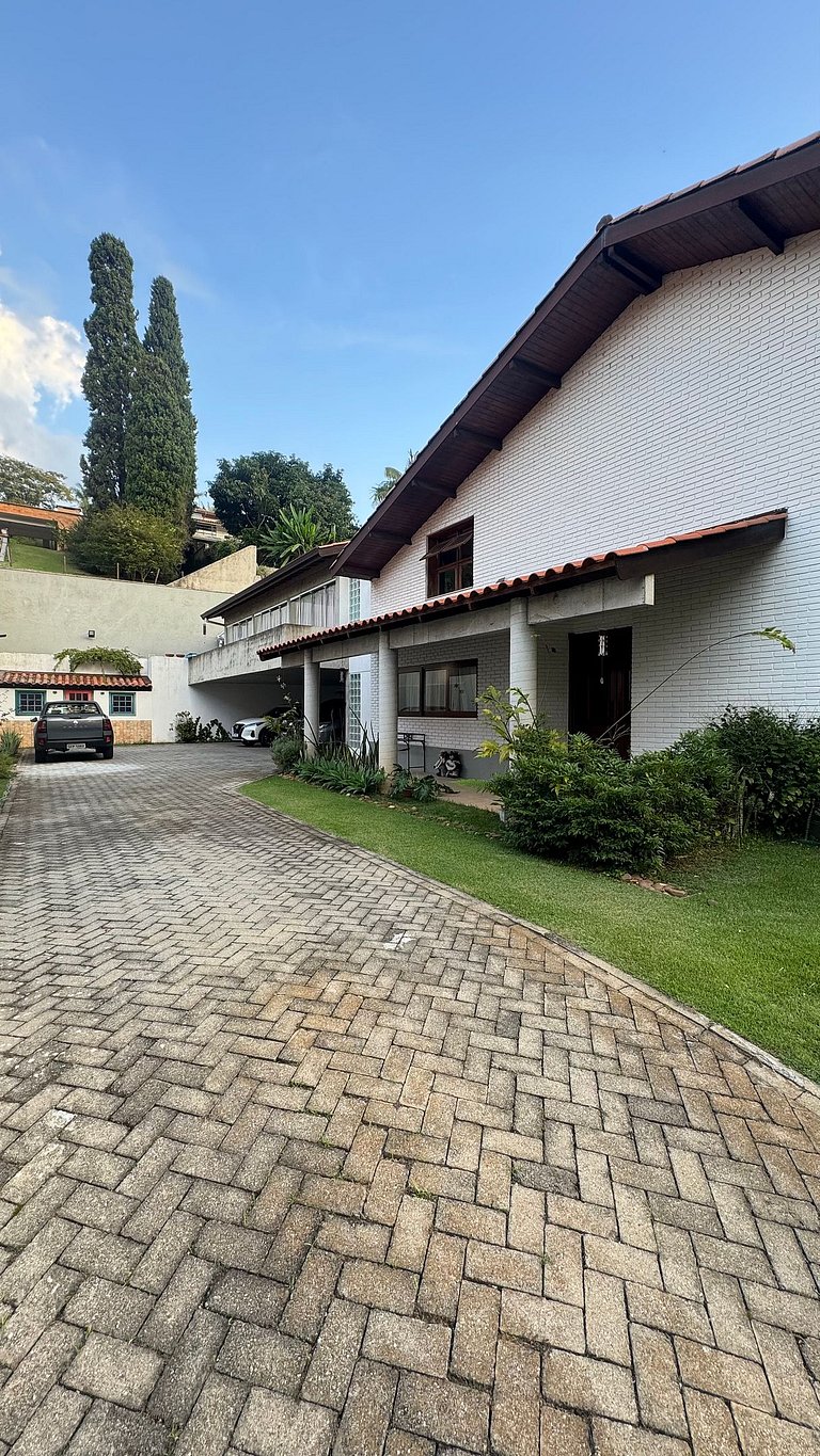 Casa em condomínio fechado - Granja Viana
