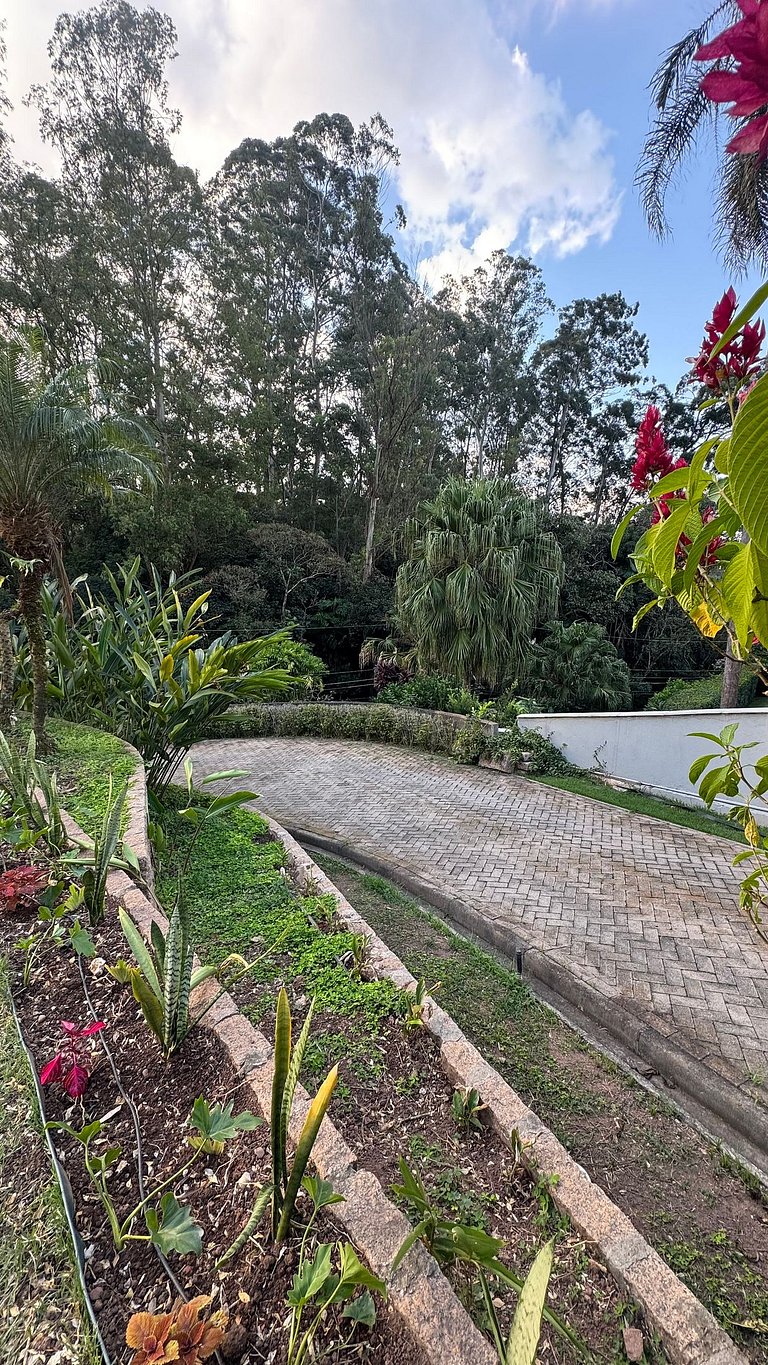Casa em condomínio fechado - Granja Viana