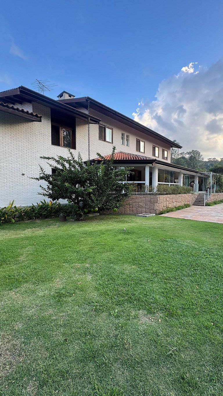 Casa em condomínio fechado - Granja Viana