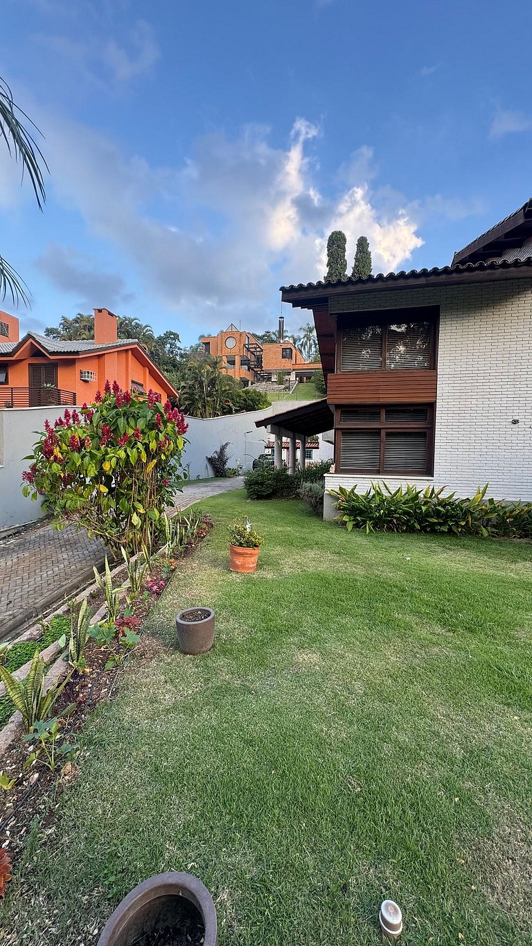 Casa em condomínio fechado - Granja Viana