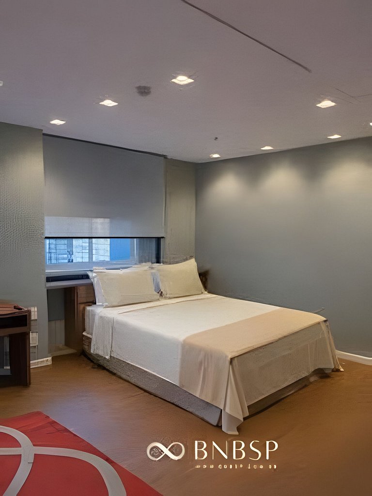 Flat a 1 quadra da Av. Paulista c/ estacionamento