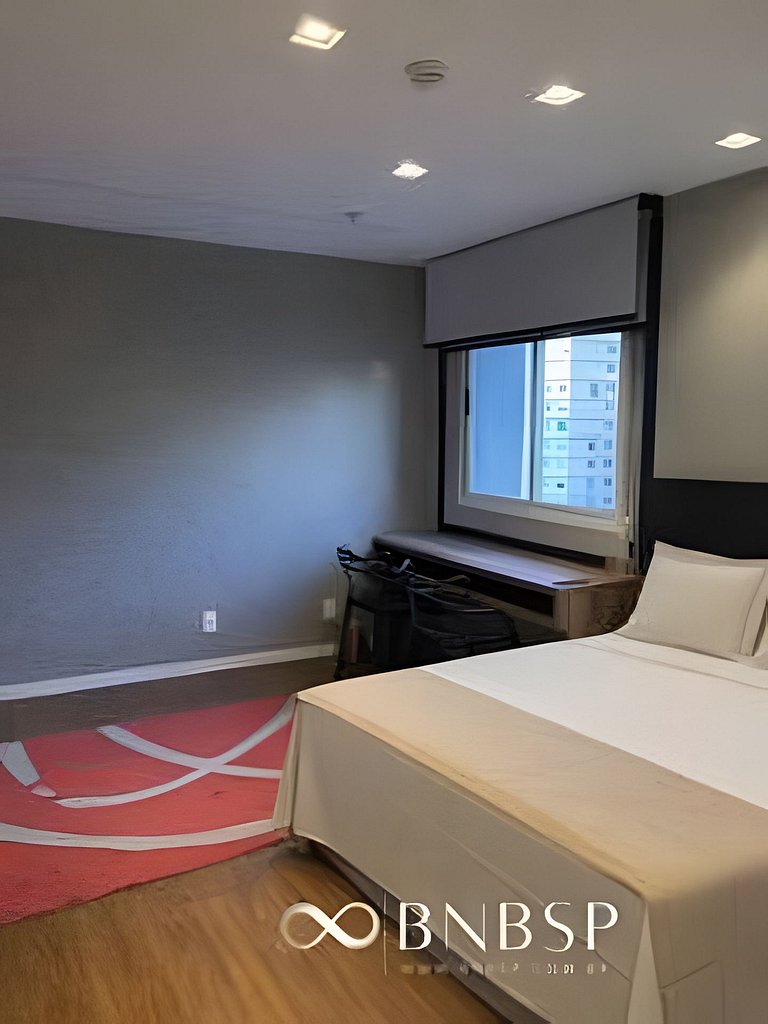 Flat a 1 quadra da Av. Paulista c/ estacionamento
