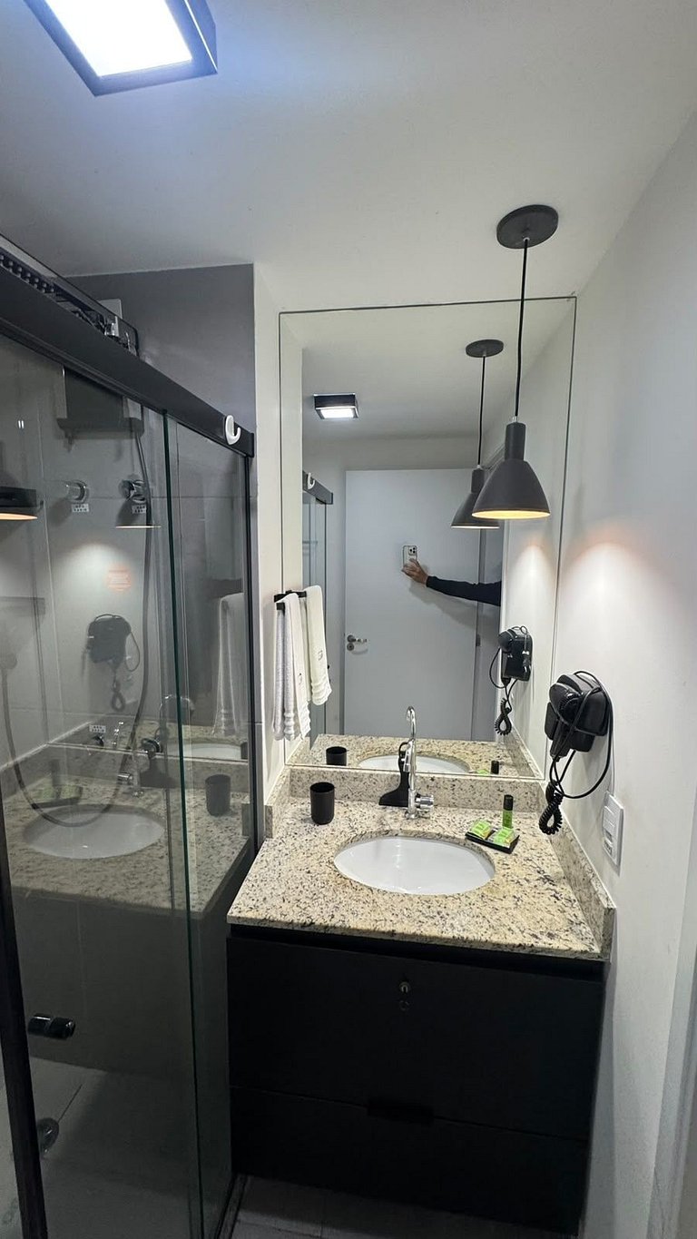 Studio moderno ao lado do metrô Santa Cecília